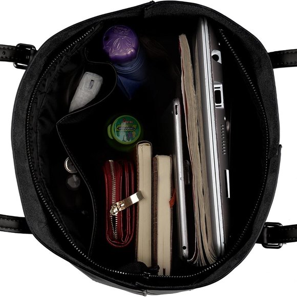 CHRISTMAS  SALE       BLACK  LEATHER  TOTE    $29 - Picture 7 of 10